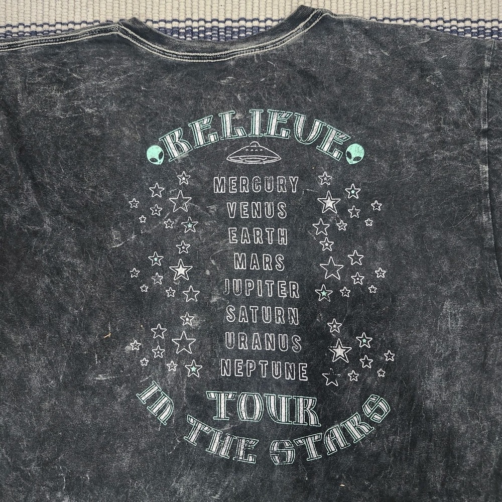 Fifth Sun Women's Cropped Shirt Black L‎ Alien Screaming Acid Wash Size XL - Picture 6 of 6